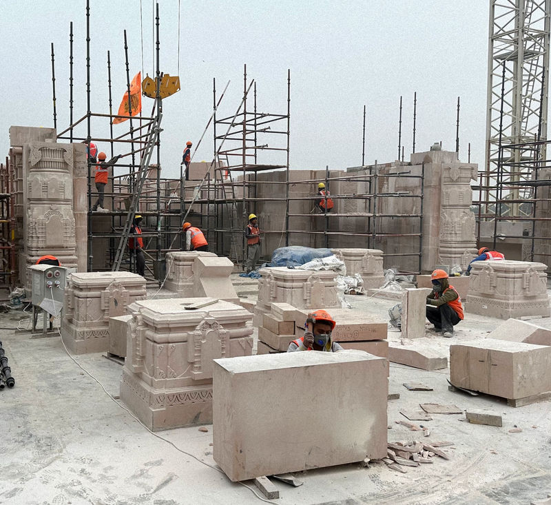 Stone cutting floor